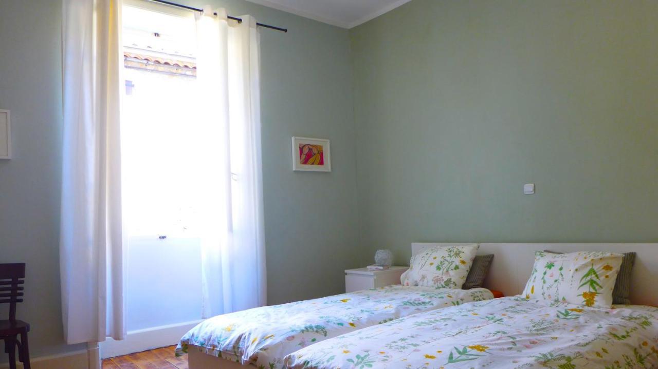 Le Ciel Par-Dessus Le Toit Bed & Breakfast Salavas Eksteriør bilde