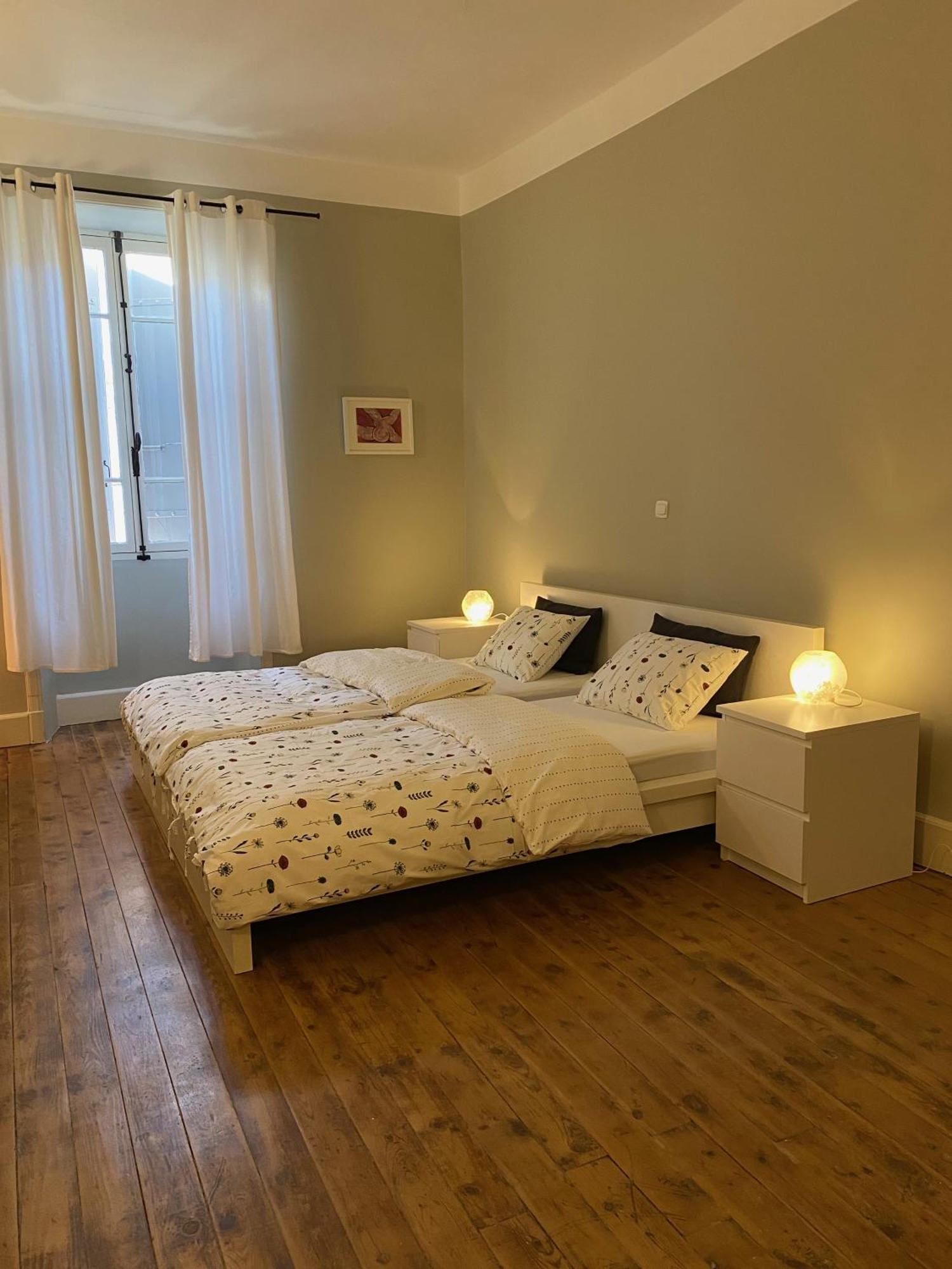 Le Ciel Par-Dessus Le Toit Bed & Breakfast Salavas Eksteriør bilde